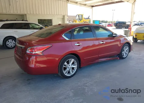 2015 Nissan Altima 2.5 Sv z USA, uszkodzony, nr VIN 1N4AL3AP0FC573812